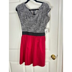 NWT Be Bop Black White Red Dress Medium‎ Sleeveless Cowl Neck Fit & Flare New